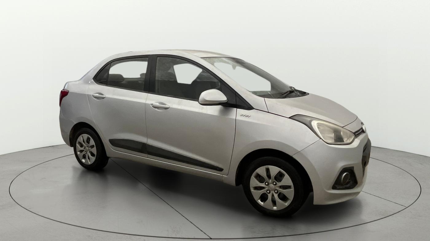 2015 Hyundai Xcent S 1.2, Petrol, Manual, 31,854 km, Right Front Diagonal
