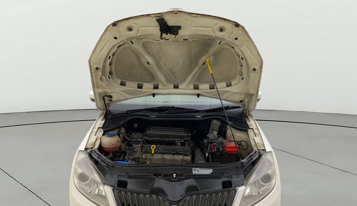 2014 Skoda Rapid ELEGANCE 1.6 MPI AT, Petrol, Automatic, 62,543 km, Open Bonet