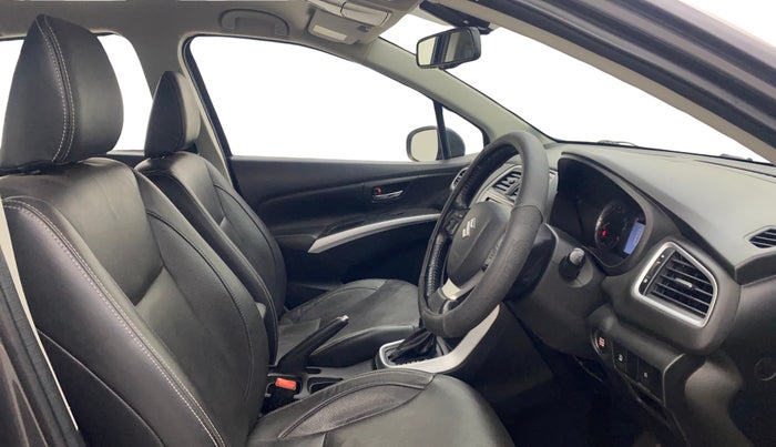 2021 Maruti S Cross ALPHA AT1.5, Petrol, Automatic, 66,815 km, Right Side Front Door Cabin