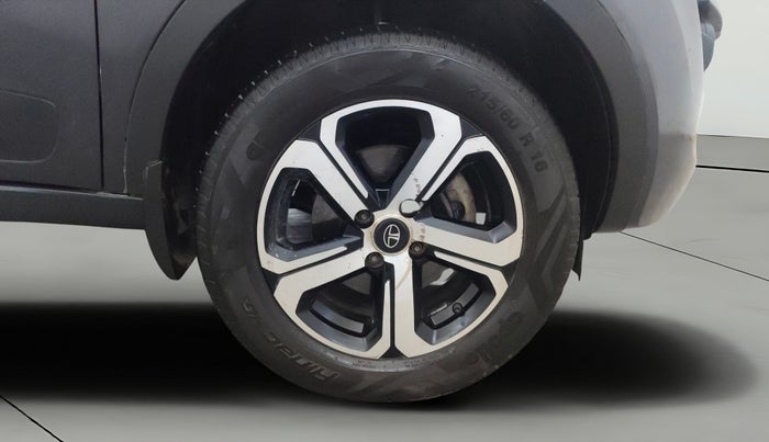 2019 Tata NEXON XM DIESEL, Diesel, Manual, 77,365 km, Right Front Wheel