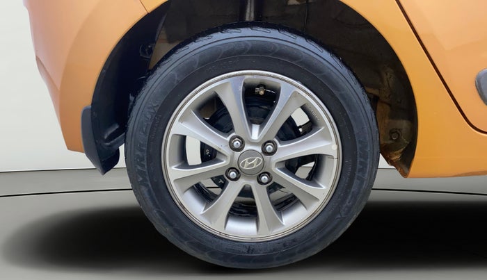 2015 Hyundai Grand i10 ASTA 1.1 CRDI (O), Diesel, Manual, 72,979 km, Right Rear Wheel