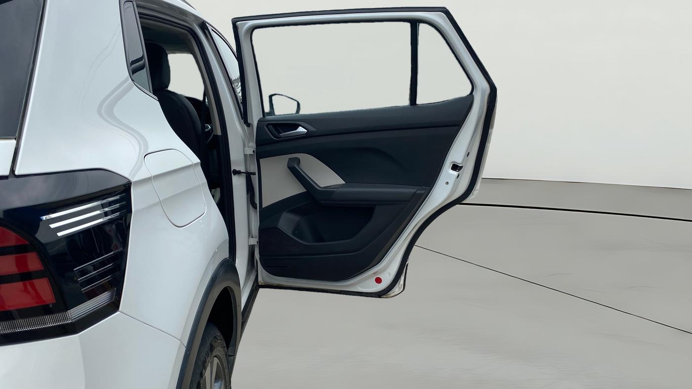2023 Volkswagen TAIGUN TOPLINE 1.0 TSI AT, Petrol, Automatic, 32,733 km, RHS Rear Door