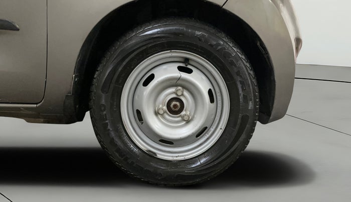 2019 Datsun Redi Go A, Petrol, Manual, 28,989 km, Right Front Wheel