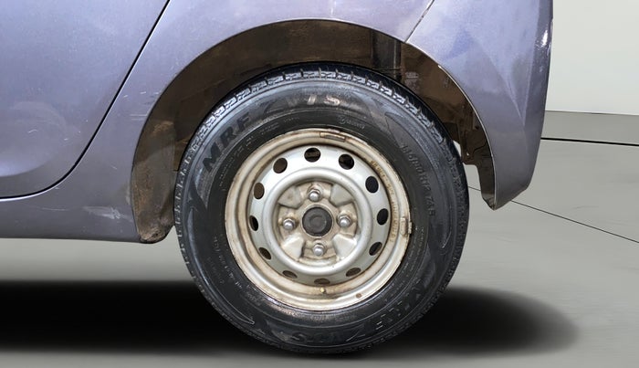 2016 Hyundai Eon ERA +, Petrol, Manual, 28,280 km, Left Rear Wheel