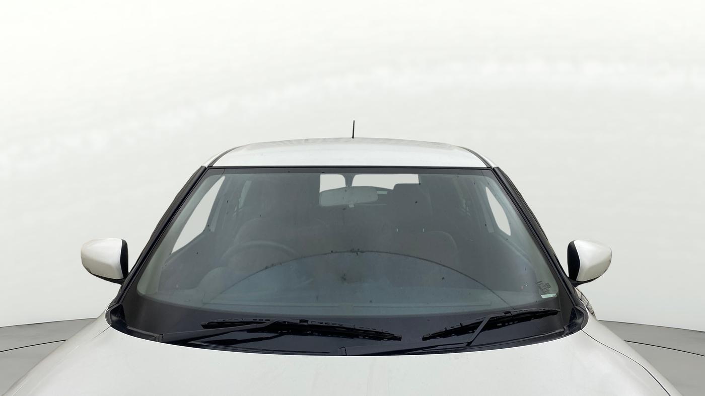 2018 Maruti Swift ZDI AMT, Diesel, Automatic, 87,271 km, Front Windshield