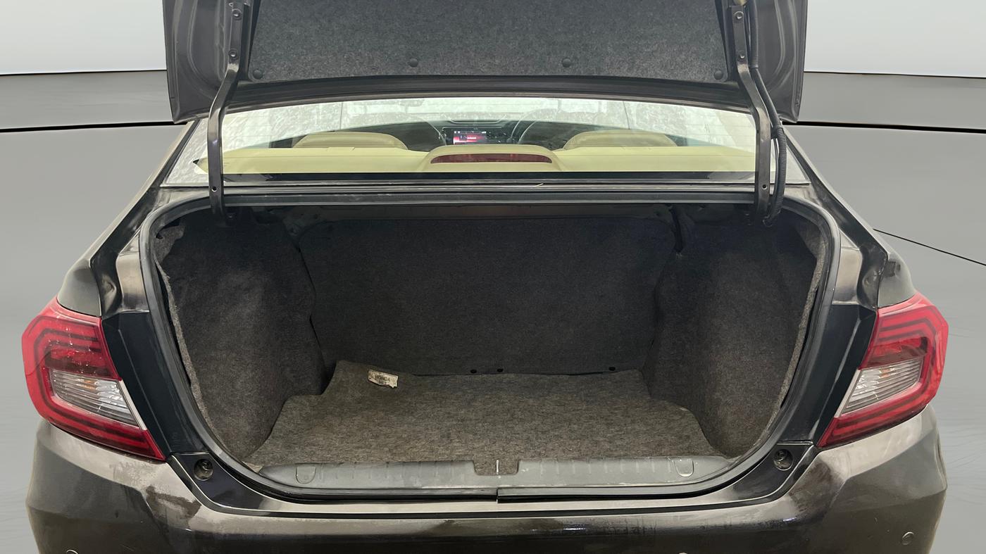 2023 Honda Amaze 1.2L I-VTEC VX, Petrol, Manual, 63,704 km, Boot Open Zoomed View