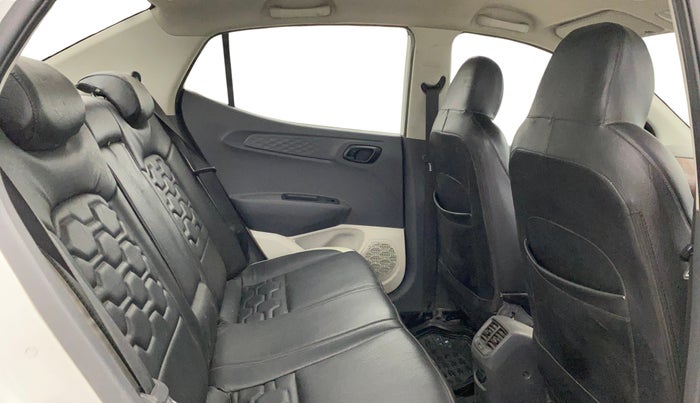 2020 Hyundai AURA S 1.2, Petrol, Manual, 52,404 km, Right Side Rear Door Cabin