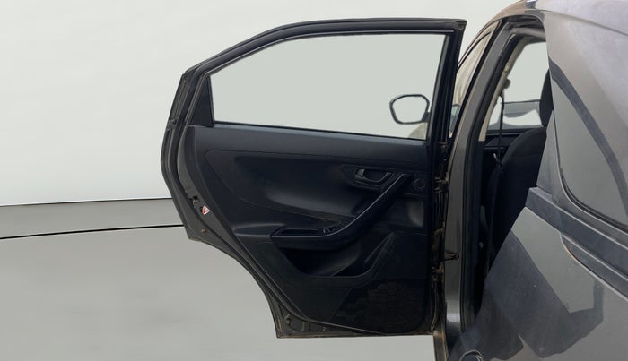 2024 Tata NEXON Smart Plus 1.2 Revotron 6 AMT, Petrol, Automatic, 6,297 km, LHS Rear Door