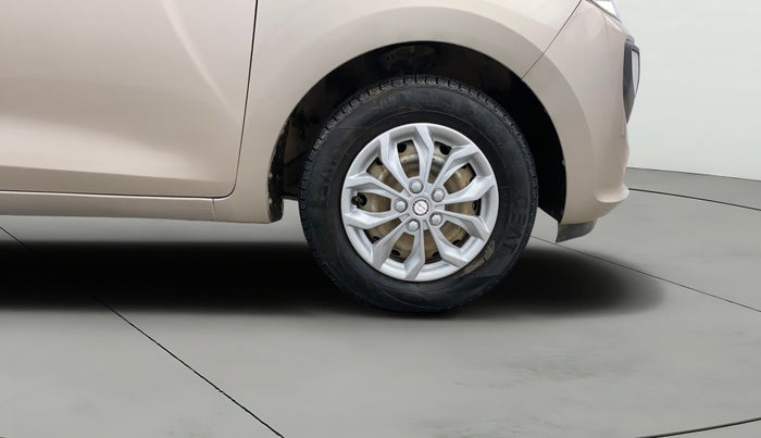 2019 Hyundai NEW SANTRO MAGNA, Petrol, Manual, 60,680 km, Right Front Wheel