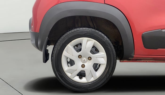 2022 Renault Kwid RXT 1.0 AMT, Petrol, Automatic, 44,209 km, Right Rear Wheel