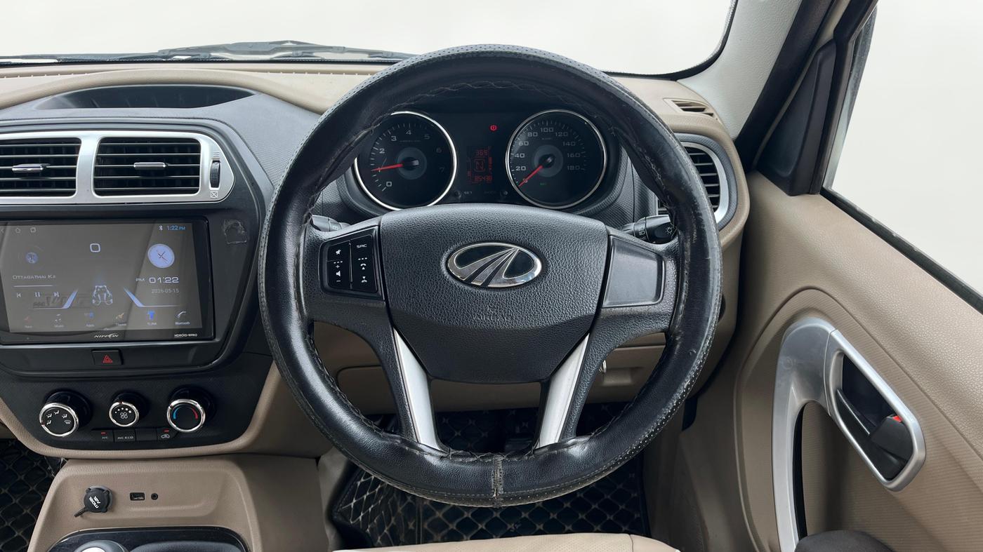 2018 Mahindra TUV300 T8, Diesel, Manual, 85,397 km, Steering Wheel Close Up