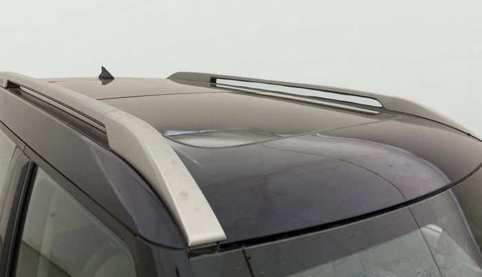 2023 Mahindra XUV300 W8 (O) 1.2 PETROL, Petrol, Manual, 13,938 km, Roof