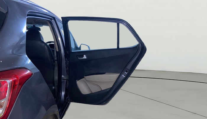 2016 Hyundai Grand i10 SPORTZ 1.2 KAPPA VTVT, CNG, Manual, 62,585 km, RHS Rear Door