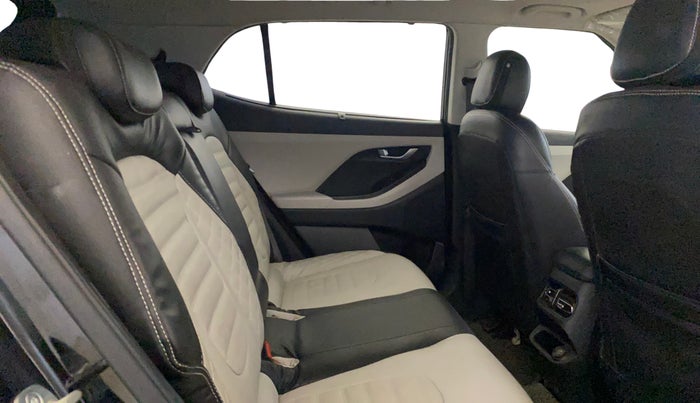 2023 Hyundai Creta SX 1.5 PETROL, Petrol, Manual, 24,821 km, Right Side Rear Door Cabin