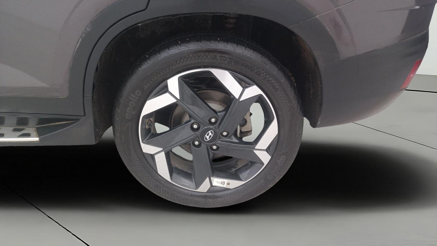 2021 Hyundai ALCAZAR PLATINUM(O) 7STR 1.5 AT, Diesel, Automatic, 52,880 km, Left Rear Wheel