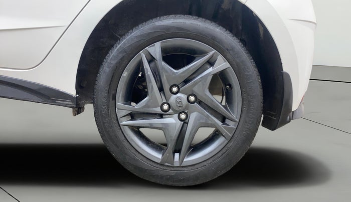 2021 Hyundai NEW I20 SPORTZ 1.2 AT, Petrol, Automatic, 90,600 km, Left Rear Wheel