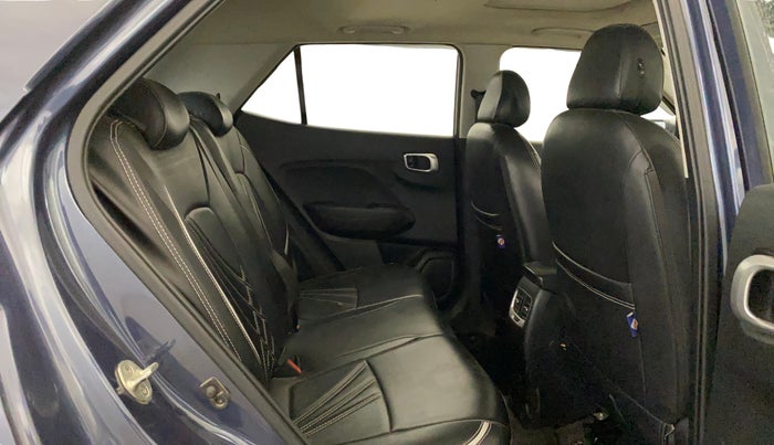 2021 Hyundai VENUE SX 1.0 TURBO, Petrol, Manual, 9,738 km, Right Side Rear Door Cabin