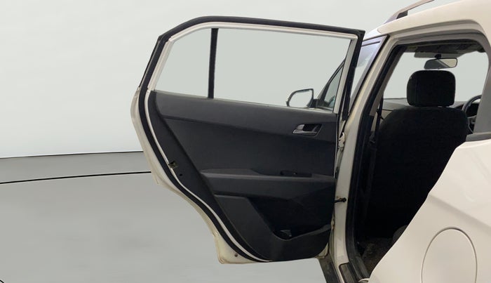 2016 Hyundai Creta SX PLUS 1.6 PETROL, Petrol, Manual, 92,858 km, LHS Rear Door