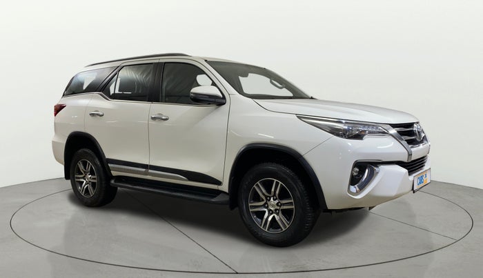 2018 Toyota Fortuner 2.8 4X2 AT, Diesel, Automatic, 52,828 km, Right Front Diagonal