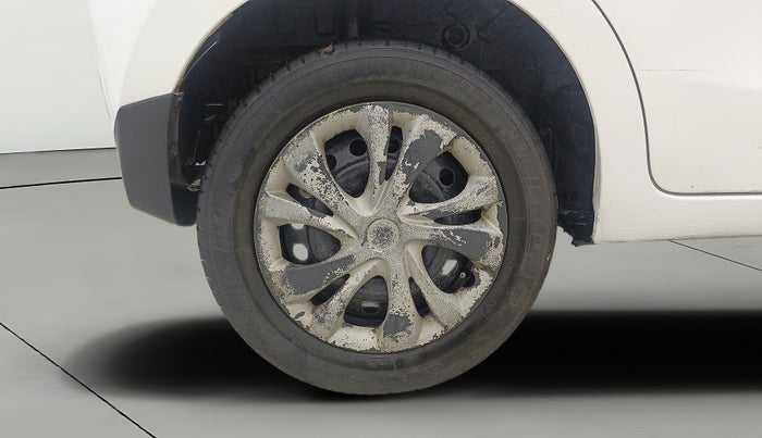 2014 Maruti Celerio VXI, Petrol, Manual, 61,877 km, Right Rear Wheel