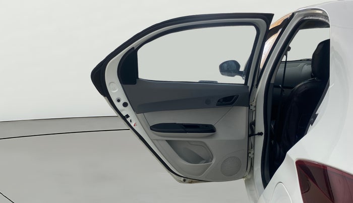 2025 Tata Tiago XT PETROL, Petrol, Manual, 7,527 km, LHS Rear Door