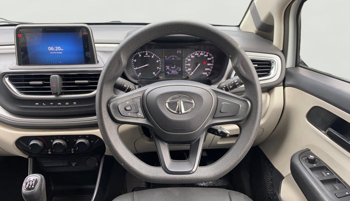 2021 Tata ALTROZ XM PLUS PETROL, Petrol, Manual, 28,422 km, Steering Wheel Close Up