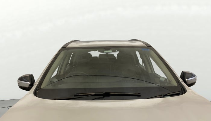 2022 Mahindra XUV700 AX 5 P MT 7 STR, Petrol, Manual, 32,365 km, Front Windshield