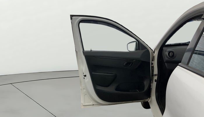 2022 Renault Kwid RXT 1.0 (O), Petrol, Manual, 22,458 km, LHS Front Door