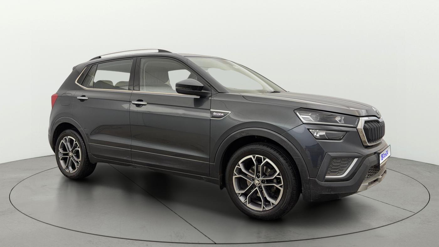 2022 Skoda KUSHAQ STYLE 1.0L TSI MT, Petrol, Manual, 30,826 km, Right Front Diagonal