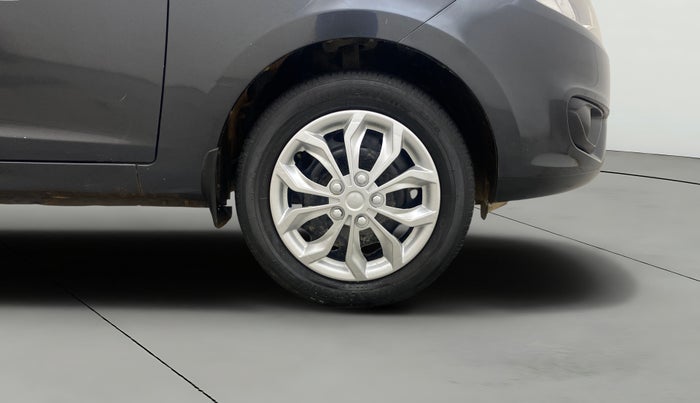 2015 Tata Zest XMS 90PS DIESEL, Diesel, Manual, 70,407 km, Right Front Wheel