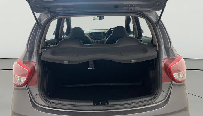 2020 Hyundai Grand i10 SPORTZ 1.2 KAPPA VTVT, Petrol, Manual, 53,906 km, Boot Open Zoomed View