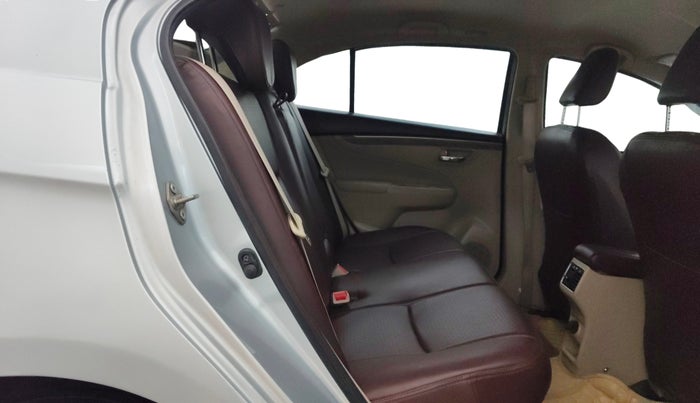 2022 Maruti Ciaz ALPHA 1.5 SHVS PETROL, Petrol, Manual, 76,642 km, Right Side Rear Door Cabin