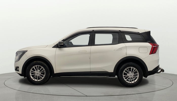 2021 Mahindra XUV700 AX 3 P MT 5 STR, Petrol, Manual, 40,193 km, Left Side