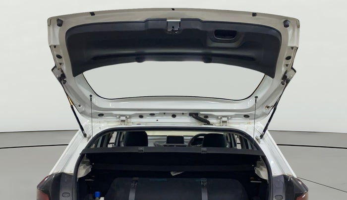 2021 Tata ALTROZ XM PLUS PETROL, CNG, Manual, 28,926 km, Boot Door Open