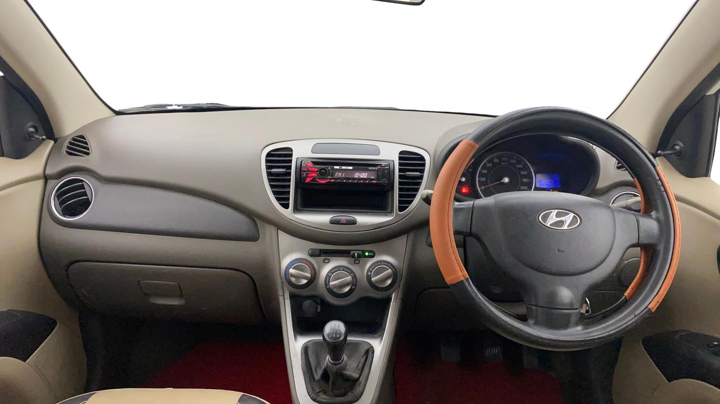 2013 Hyundai i10 MAGNA 1.1, CNG, Manual, 65,764 km, Dashboard