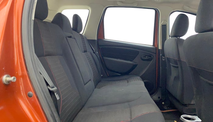 2018 Renault Duster RXS CVT, Petrol, Automatic, 88,063 km, Right Side Rear Door Cabin