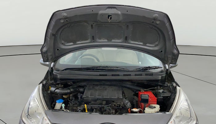 2016 Hyundai Grand i10 MAGNA AT 1.2 KAPPA VTVT, Petrol, Automatic, 27,926 km, Open Bonet