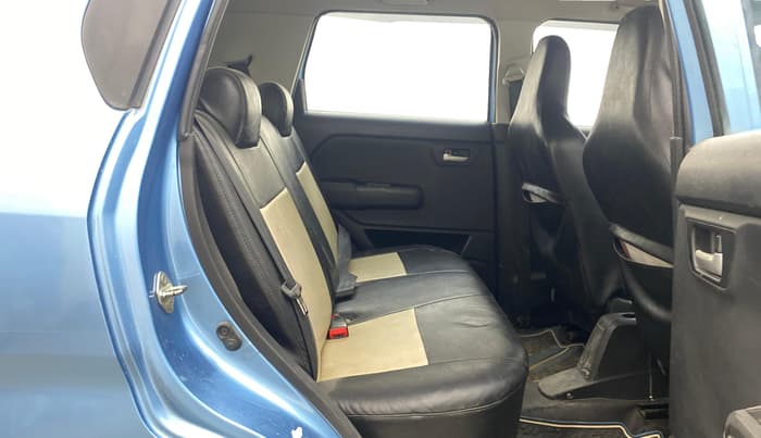 2019 Maruti New Wagon-R ZXI 1.2 AMT, Petrol, Automatic, 1,11,717 km, Right Side Rear Door Cabin