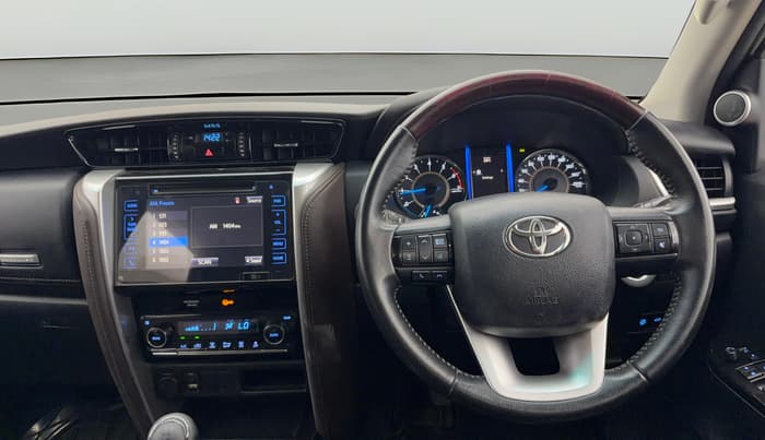 2017 Toyota Fortuner 2.7 4X2 MT, Petrol, Manual, 48,518 km, Steering Wheel Close Up