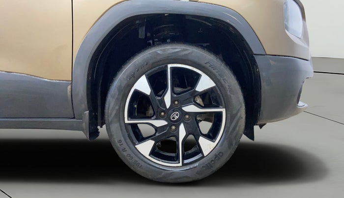 2022 Tata PUNCH ACCOMPLISHED MT, Petrol, Manual, 72,738 km, Right Front Wheel