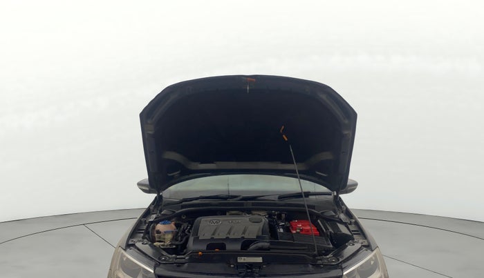 2013 Volkswagen Jetta HIGHLINE TDI AT, Diesel, Automatic, 97,845 km, Open Bonet