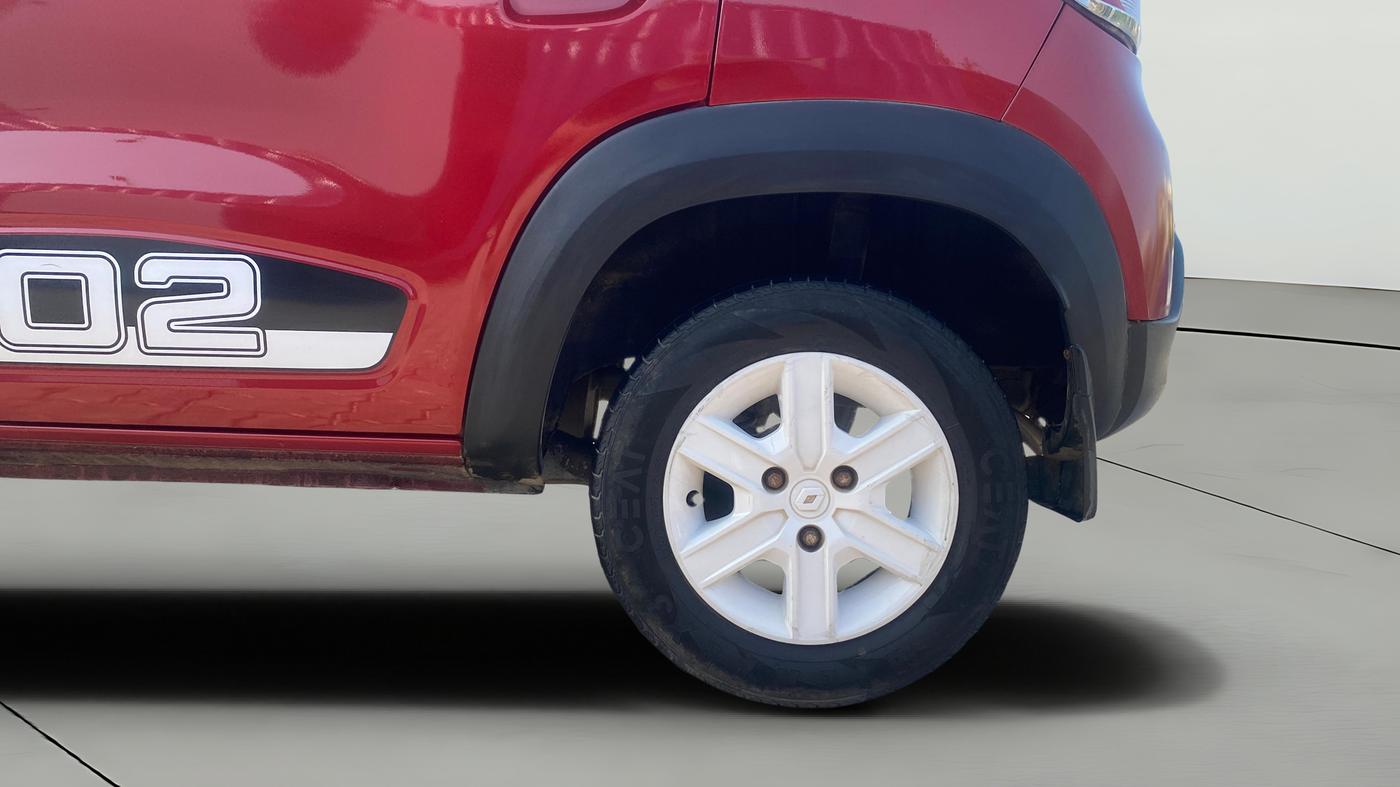 2017 Renault Kwid 1.0 RXT 02 Anniversary Edition, Petrol, Manual, 64,434 km, Left Rear Wheel