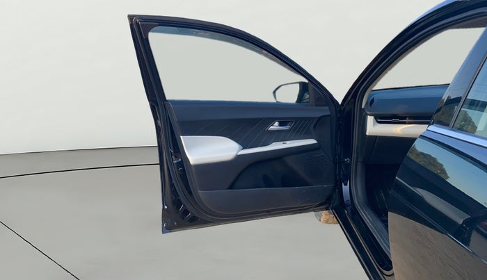 2023 Hyundai Verna SX 1.5 Turbo Petrol MT, Petrol, Manual, 24,627 km, LHS Front Door