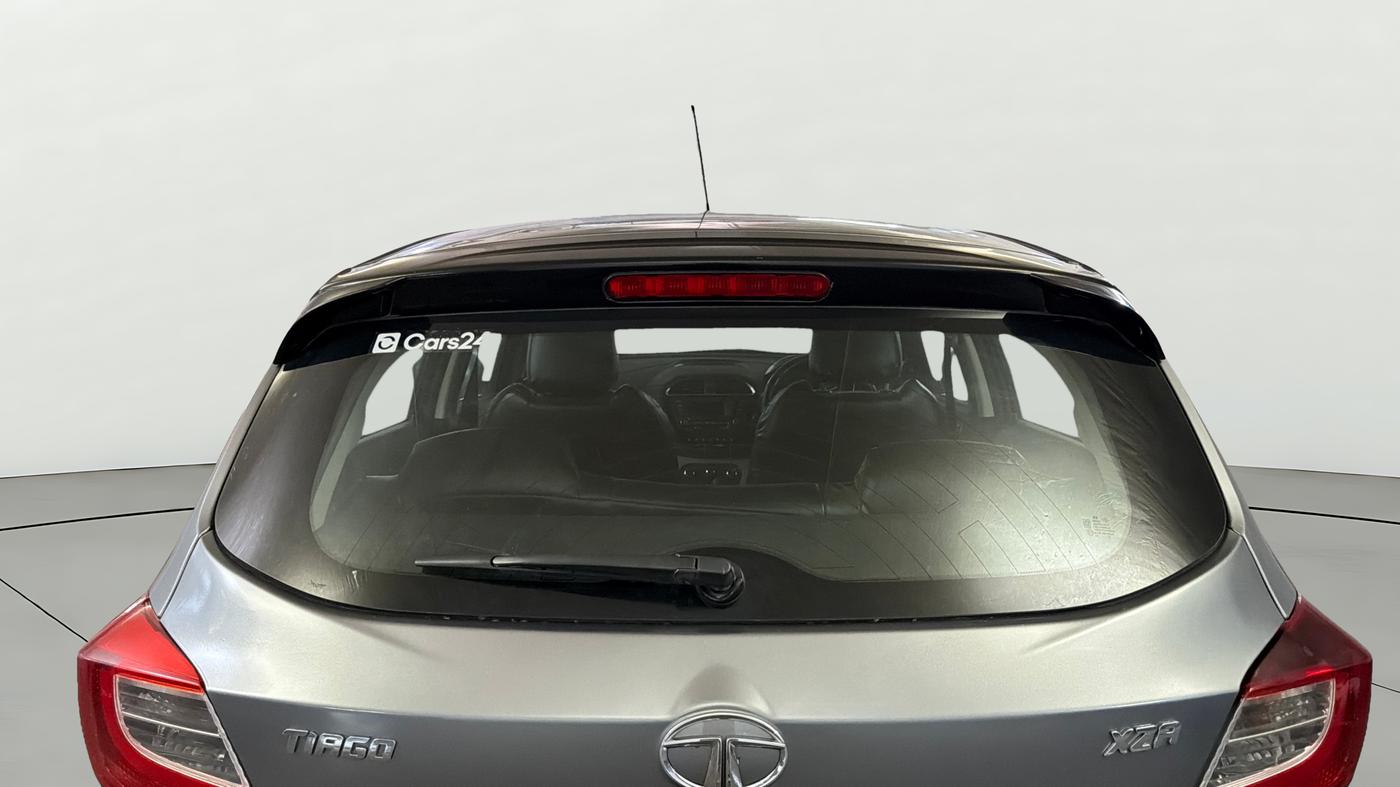 2019 Tata Tiago XZA PETROL, Petrol, Automatic, 1,01,628 km, Rear Windshield