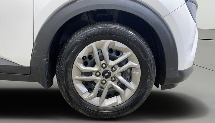 2023 KIA CARENS  PRESTIGE 1.5 TURBO PETROL IMT 7 STR , Petrol, Manual, 19,621 km, Right Front Wheel