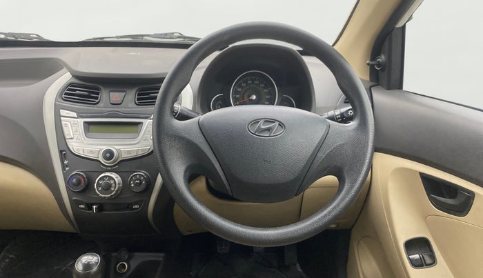 2018 Hyundai Eon MAGNA +, Petrol, Manual, 27,075 km, Steering Wheel Close Up