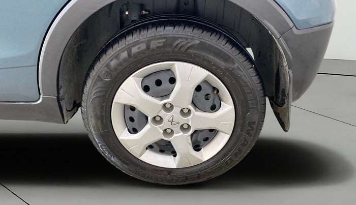 2023 Mahindra XUV300 W6 1.2 PETROL AMT, Petrol, Automatic, 16,670 km, Left Rear Wheel