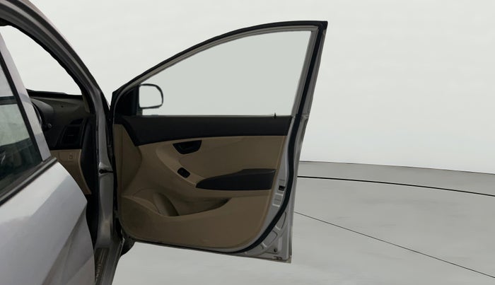 2016 Hyundai Eon ERA +, Petrol, Manual, 53,770 km, RHS Front Door