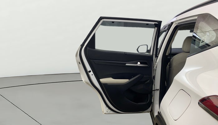 2023 KIA SELTOS HTK PLUS 1.5 IMT, Petrol, Manual, 28,389 km, LHS Rear Door