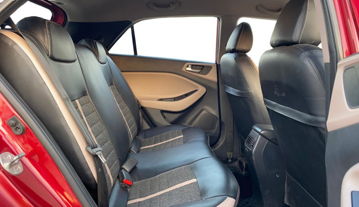 2019 Hyundai Elite i20 MAGNA PLUS 1.2, Petrol, Manual, 18,514 km, Right Side Rear Door Cabin